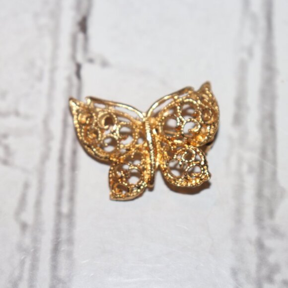🦋🌼✨ VINTAGE GOLD FILIGREE BUTTERFLY BROOCH · 1.75" WIDE - Picture 4 of 4